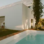 Casa Modesta *